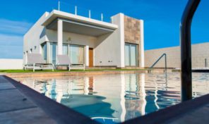 NEW Luxury Villa in Villamartin.  Ref:0042