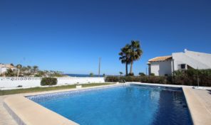 Front Line Detached Villa with Pool in Playa Flamenca. Ref:ks1628