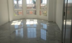 1st Line Renovated Apartment in Torrevieja.  Ref:mks2112