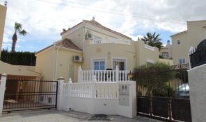 Large Detached Villa with Separated Apartment in Villamartin. Ref:ks2677