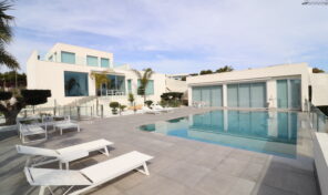 NEW LUXURY VILLA IN LAS COLINAS GOLF COURSE. Ref:ks3092