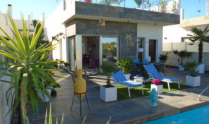 Modern Detached Villa with Underbuild in Villamartin. Ref:mks3206