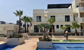Opportunity! Modern Semi-Detached Villa next to La Zenia Boulevard. Ref:ks3895