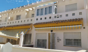 Bargain! Beachside South Facing Townhouse in Cabo Roig. Ref:ks4348