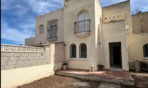 Bargain! Spacious Townhouse in Torrevieja. Ref:ks4745