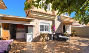 Great Offer! Large Detached Villa in Los Altos/ Punta Prima. Ref:ks4762