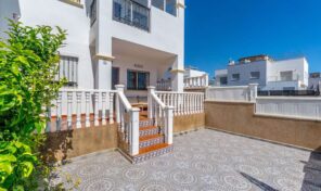 Bargain! Sunny Ground Floor Bungalow in Punta Prima. Ref:ks4773