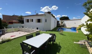 OFFER! 6 bed Villa with Large Plot and Private Pool in Los Balcones. Ref:ks4783