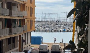 Best Investment! Large 3 bed Apartment with garage next to Beach in Torrevieja. Ref:ks4818