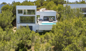 OPPORTUNITY! Luxurious Villa with Private Pool in a prestigious Las Colinas Golf Course. Ref:ks4803