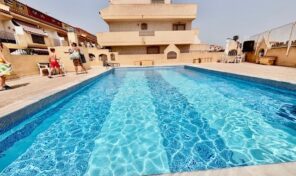 OFFER! Spacious 3 bed Townhouse in Heart of Playa Flamenca. Ref:mks4850