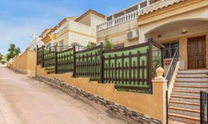OFFER! 3 bed Ground Floor Bungalow in La Florida, Playa Flamenca. Ref:ks4863