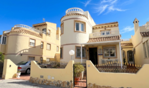 OFFER! South Facing  Villa with Pool Views in La Florida. Ref:ks4947