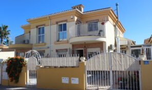 OFFER! Lovely Semi- Detached Villa in Playa Flamenca/ Villamartin. Ref:ks5095