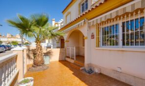 OFFER! South Facing Semi Detached Villa in La Zenia. Ref:ks5140