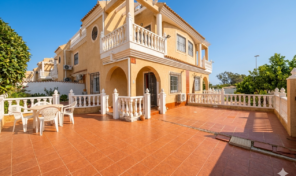 OFFER! Great Semi-Detached Villa in Cabo Roig/ La Zenia. Ref:ks5134