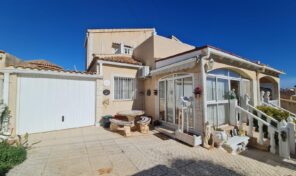 OFFER! Semi- Detached Villa with Private Pool & Garage in Villamartin. Ref:ks5150