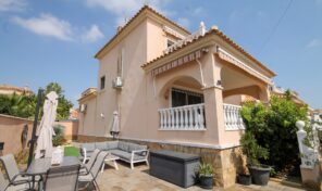 OFFER! Good Condition Detached Villa in Villamartin. Ref:ks5271