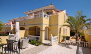 Bargain! Semi-Detached Villa in Villamartin. Ref:ks5287