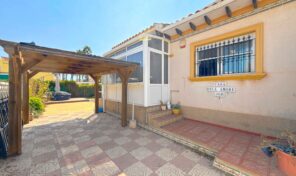 OFFER! One Level Semi-Detached House with Large Plot in La Zenia. Ref:ks5275